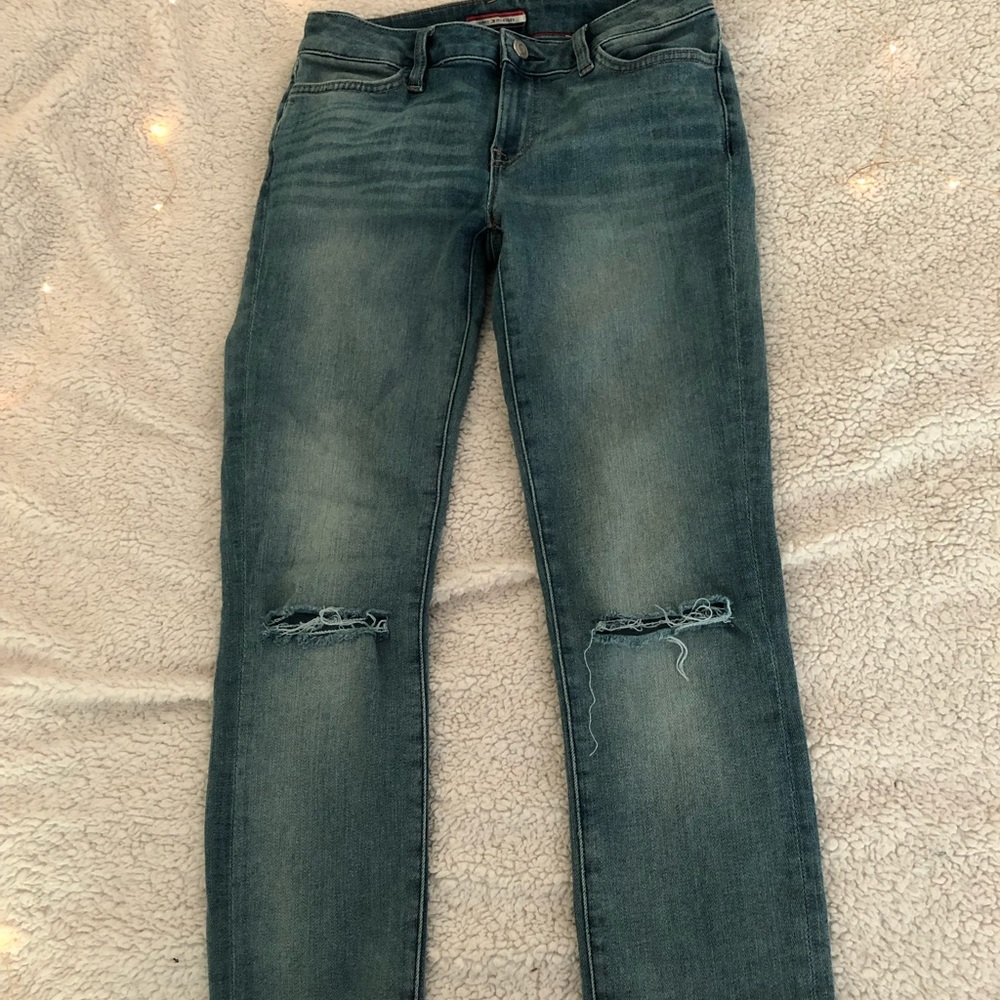 Tommy Hilfiger ripped skinny jeans